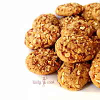 شیرینی کوکی بادام زمینی و کره بادام زمینی (500 گرمی)