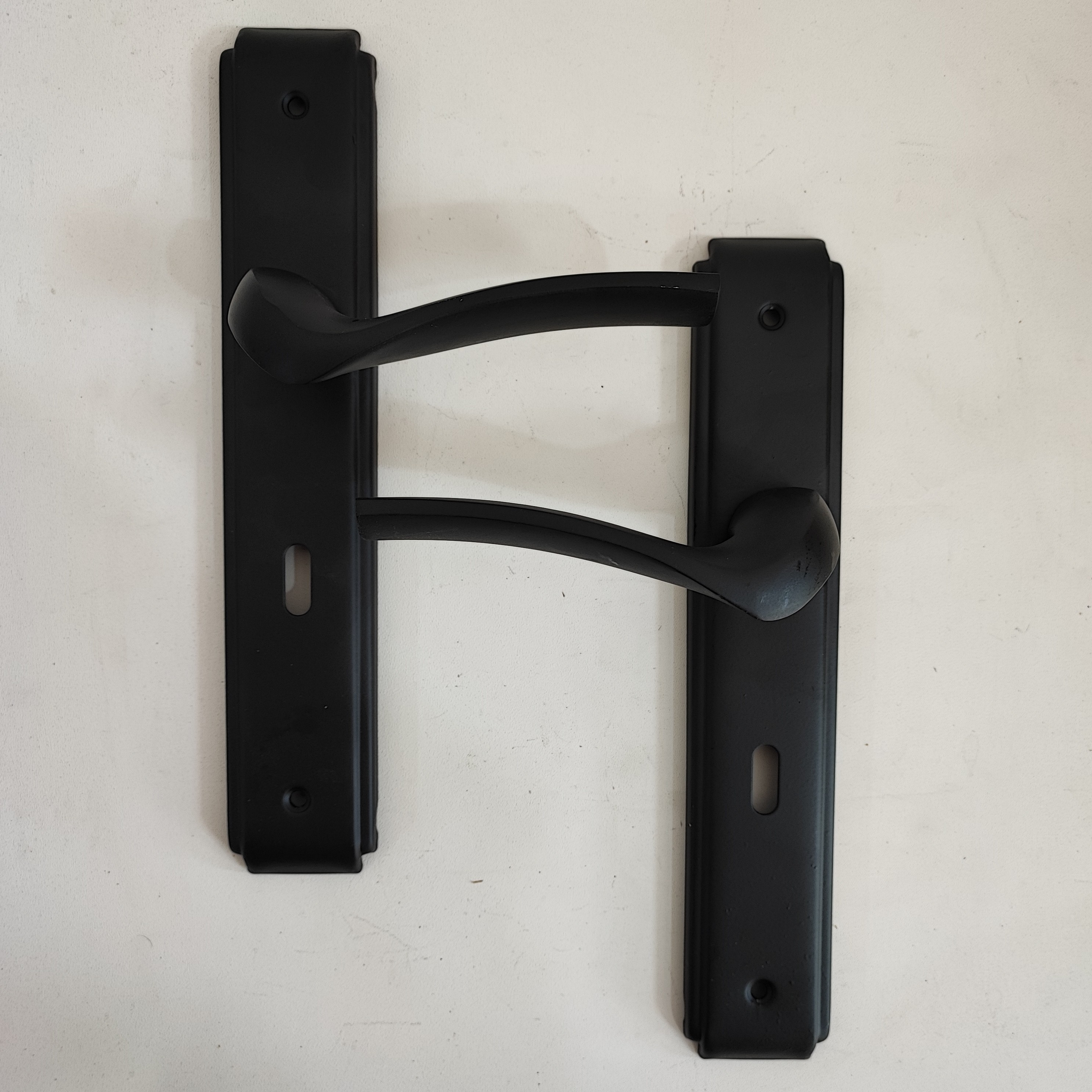 دستگیره درب چوبی 1108 مشکی کلیدی مخصوص درب اتاق