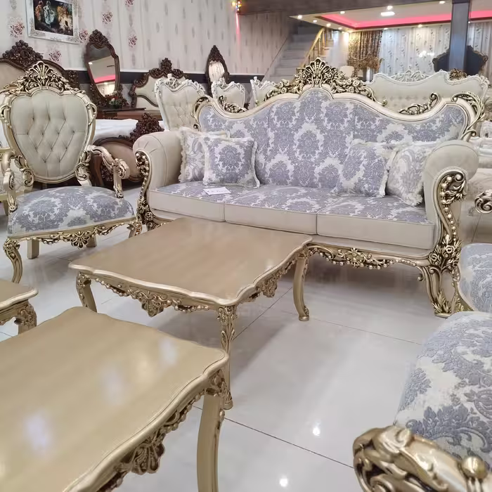 مبل کلاسیک 9 نفره مدل مروارید چوب گردو به همراه سه عدد میز