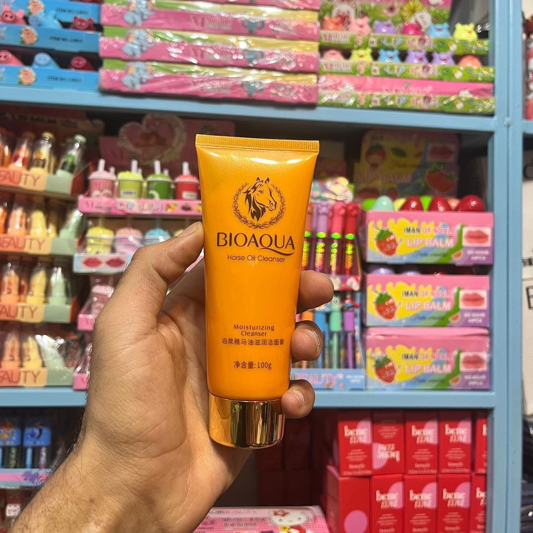 فوم شستشو صورت روغن اسب