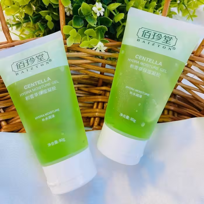 ژل آلوئه ورا مرطوب کننده و آبرسان پوست جام تام