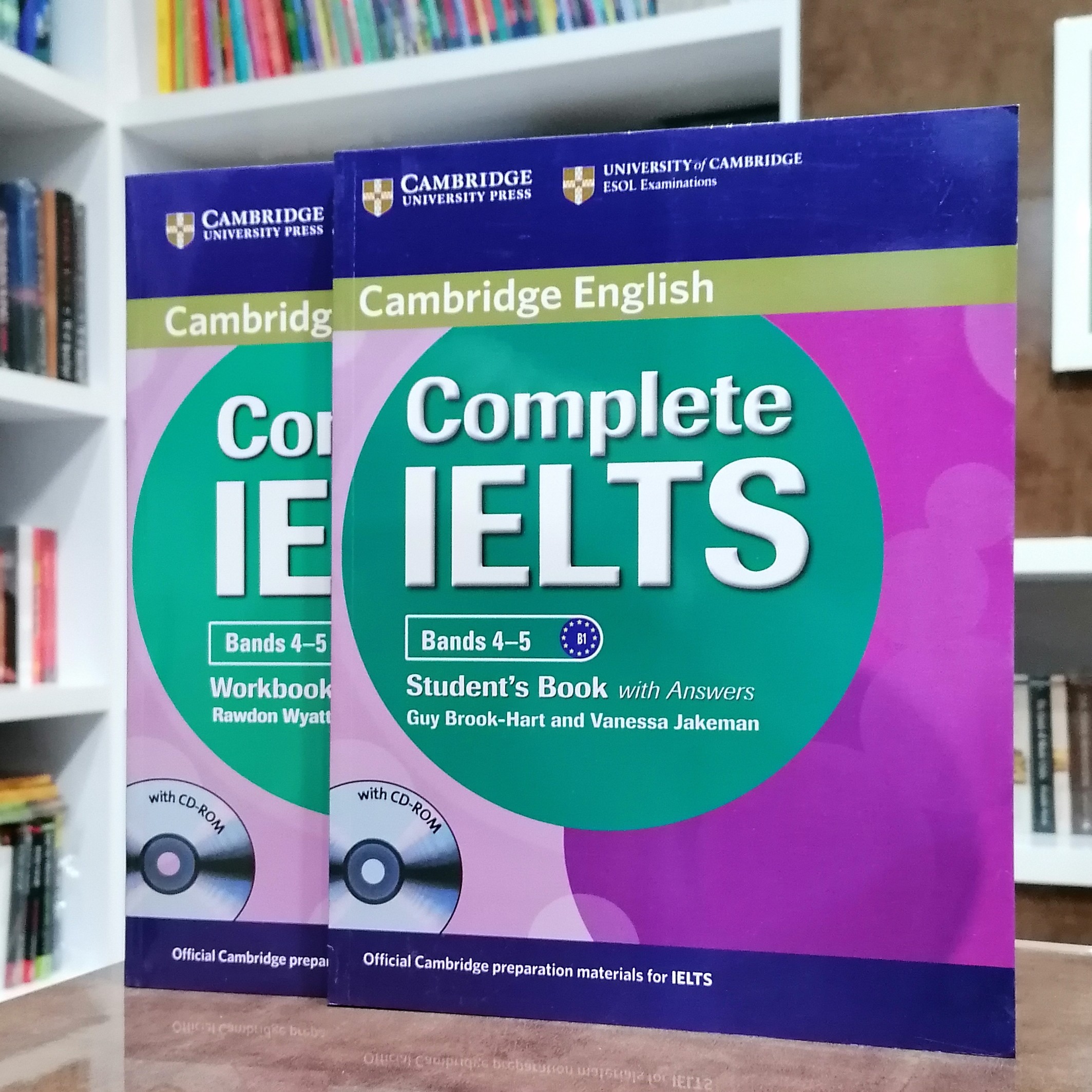کتاب Cambridge English Complete IELTS 4-5