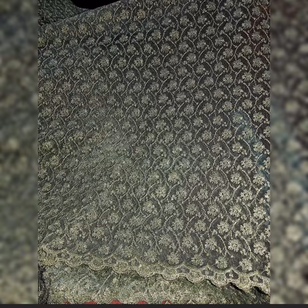 پارچه گیپور قلاب دوزی شاین عرض 140 طول 2مترو نیم