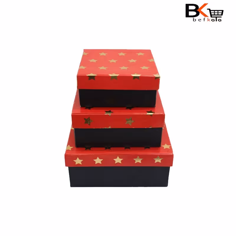 باکس کادویی مربعی طلاکوب سایز متوسط سه تکه کد 30 