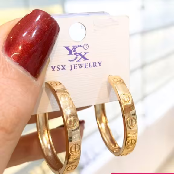 گوشواره استیل طرح کارتیه طلایی