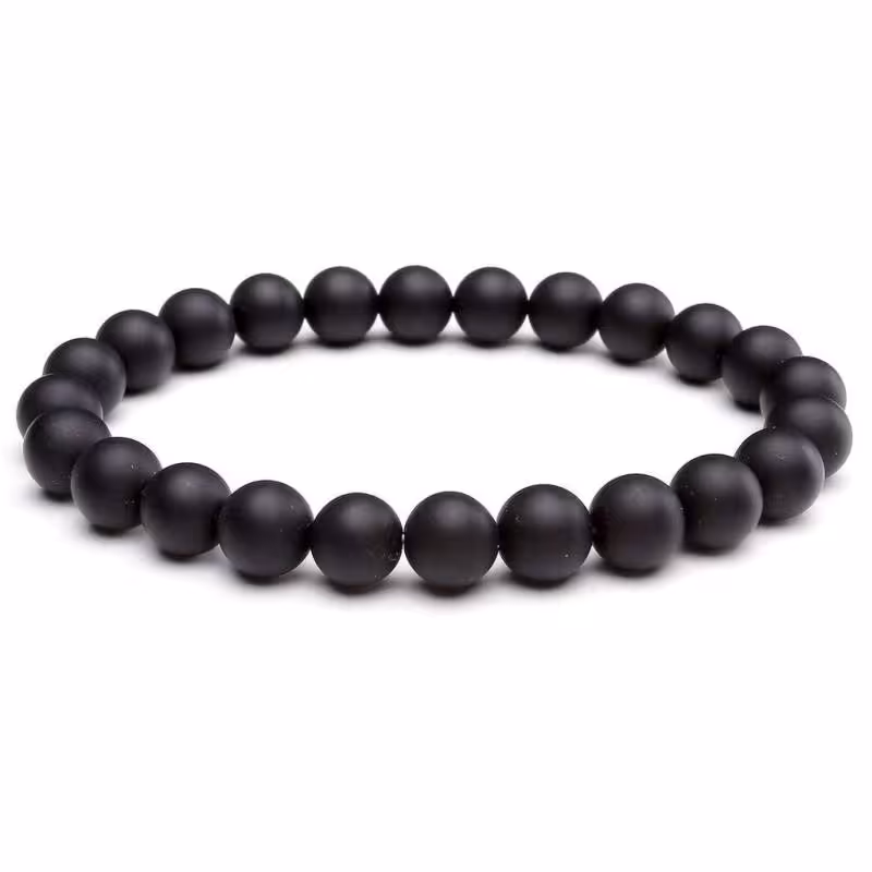 دستبند طرح ساده سایز متوسط مناسب تمامی دست ها رنگ مشکی براق