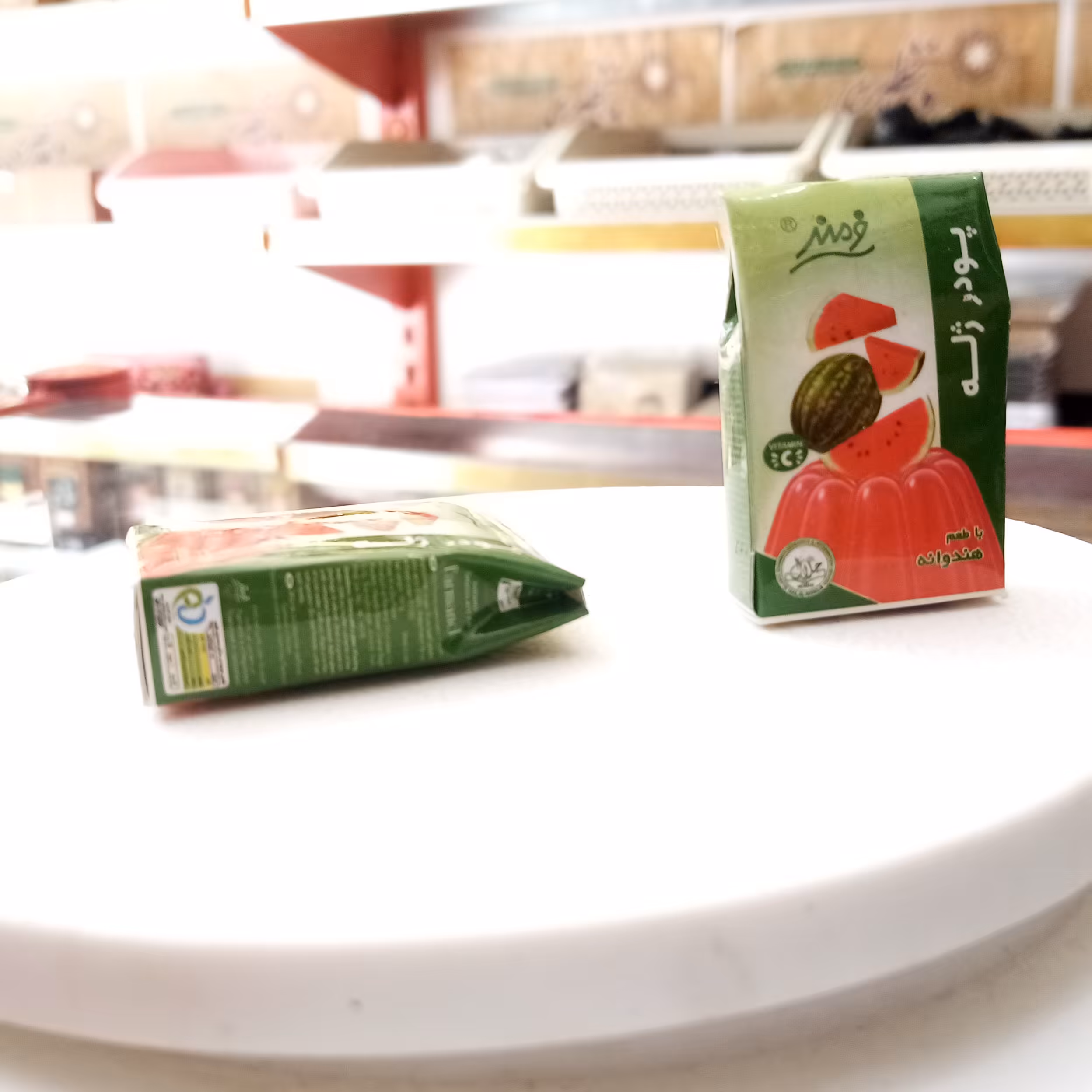 مگنت یخچال طرح پودر ژله هندوانه 