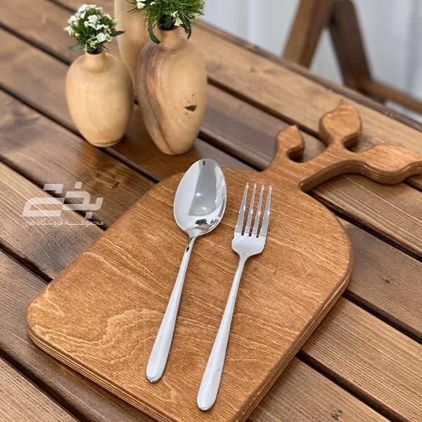 قاشق و چنگال یونیک نگیر