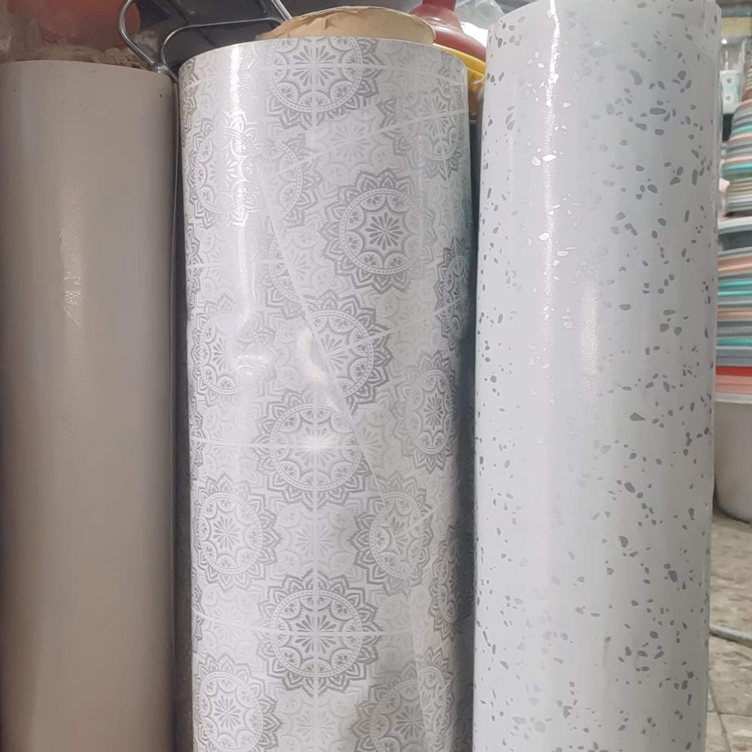 داخل یخچال وکابینتی 