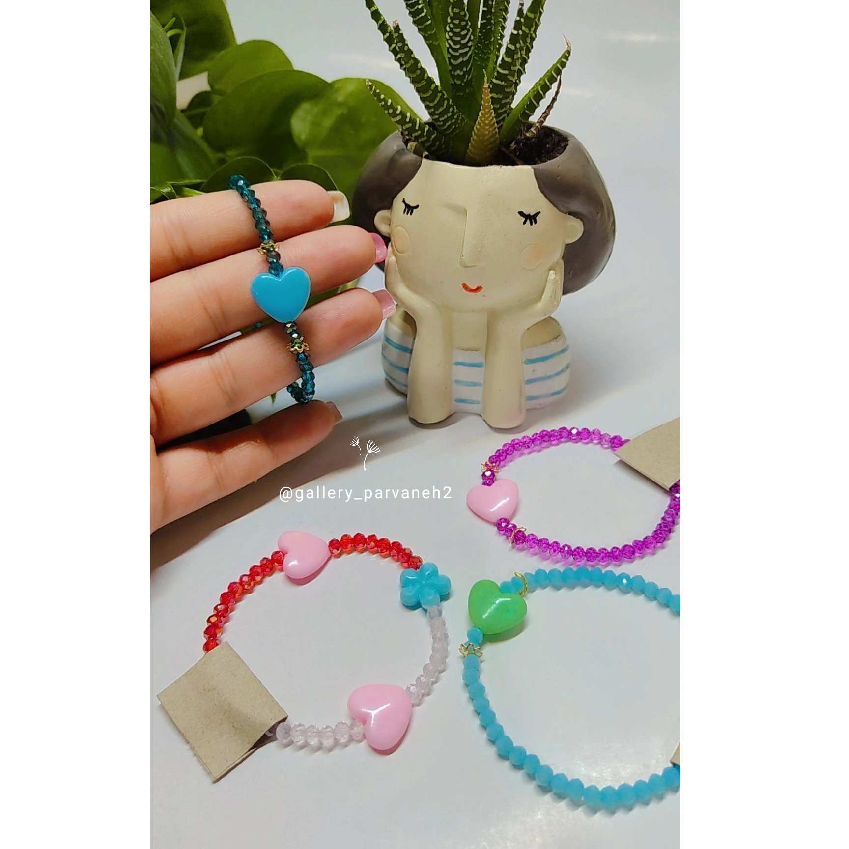 دستبند های کریستالی فانتزی در چندین طرح (خرید بالای100 تومن ارسال رایگان)