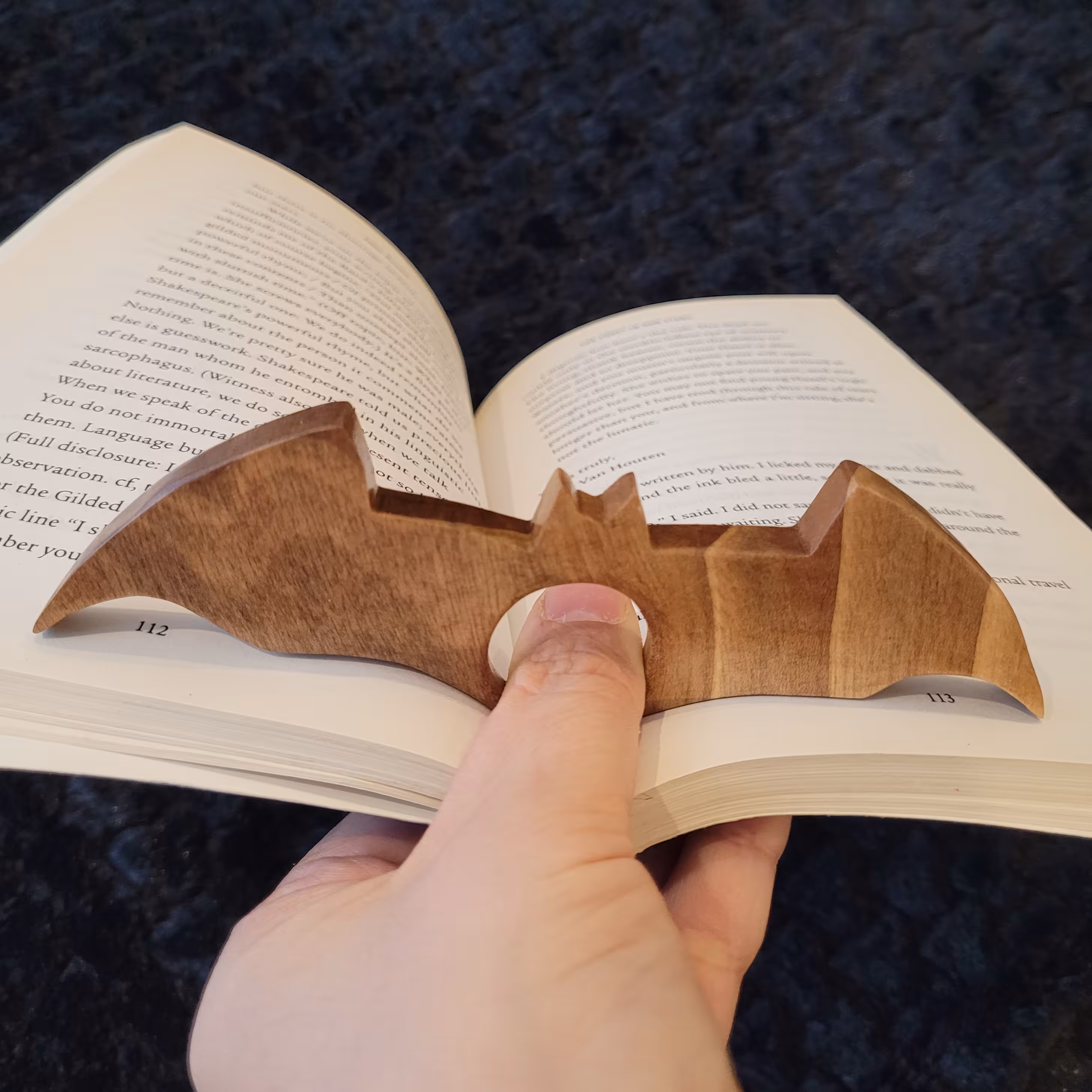 نگهدارنده کتاب طرح بتمن چوبی دستساز چوبی گالری  