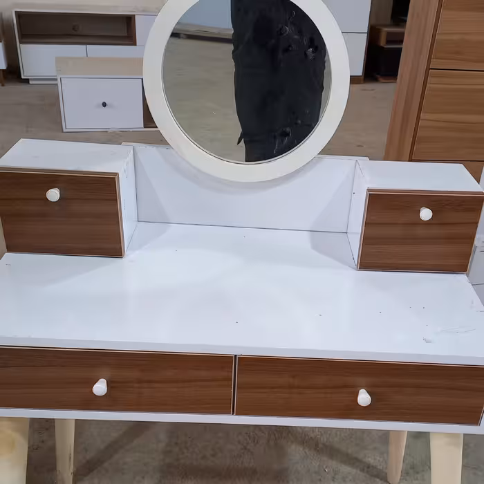 میز ا ارایشی کد 154 پس کرایه