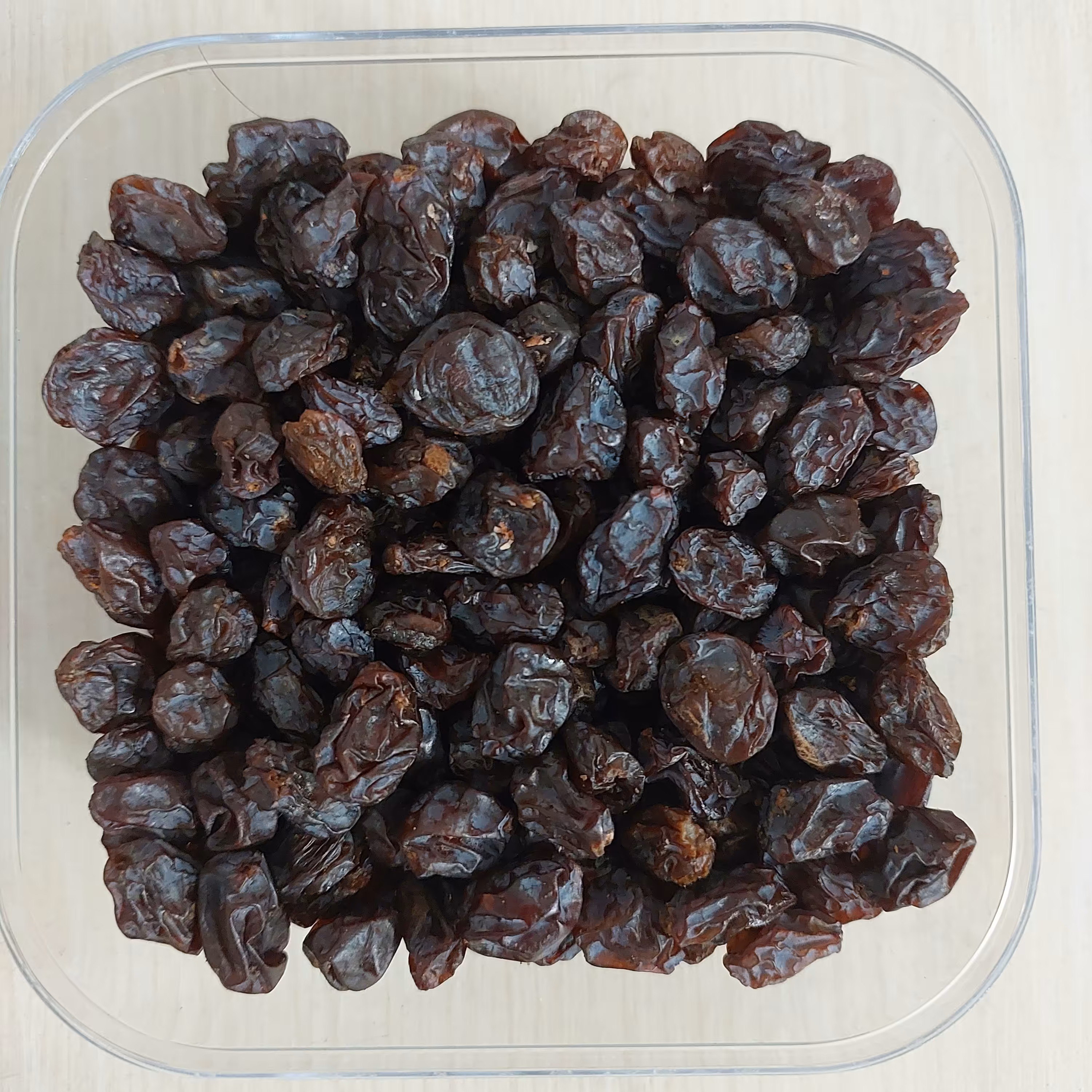 مویز سرخ هسته دار گوشتی درشت (500 گرمی)