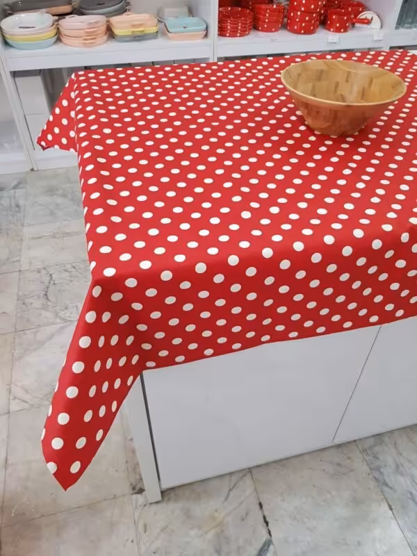 رومیزی داک- خالخالی قرمز