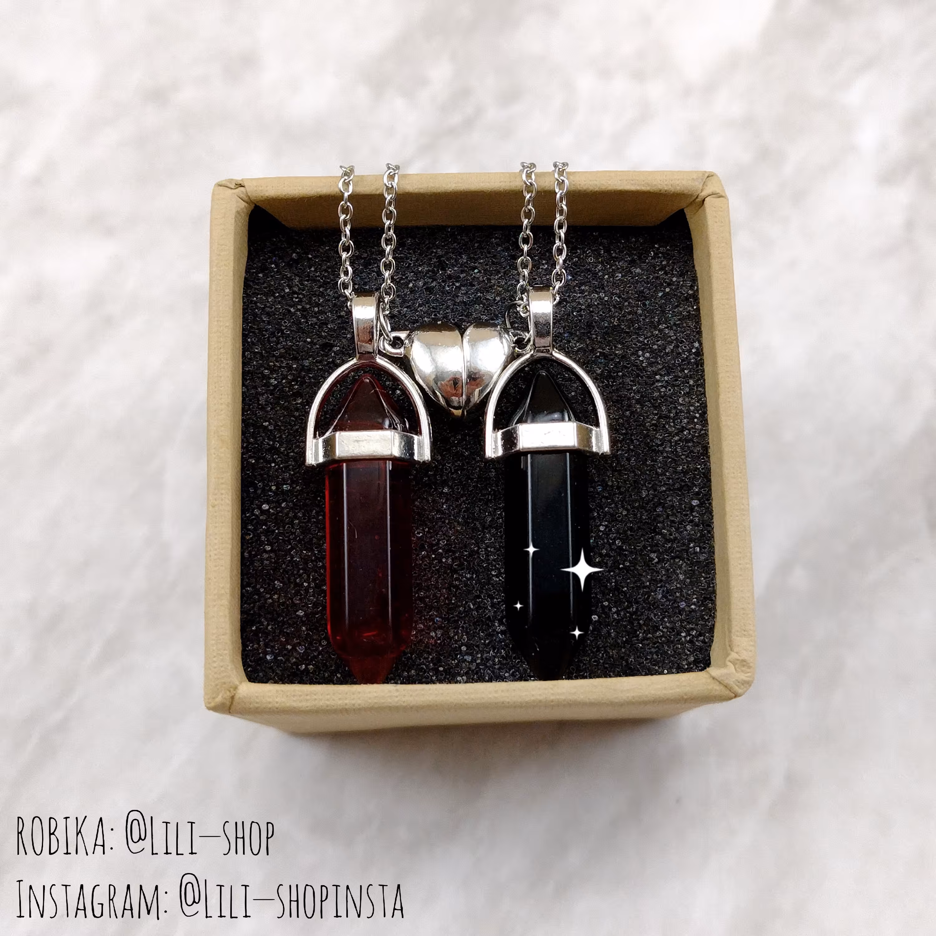 گردنبند ست دوستی منشور (مشکی قرمز)