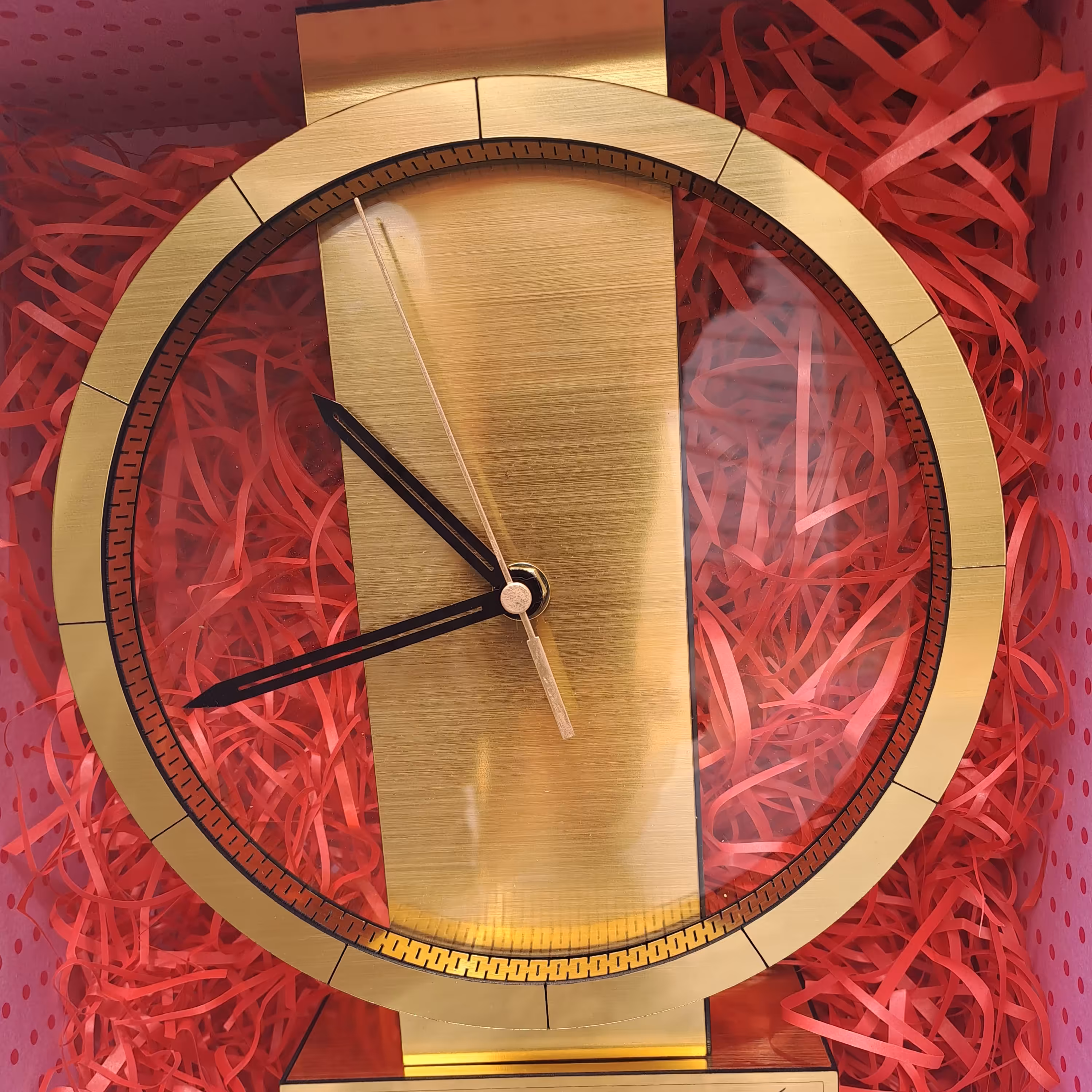 ساعت رومیزی 