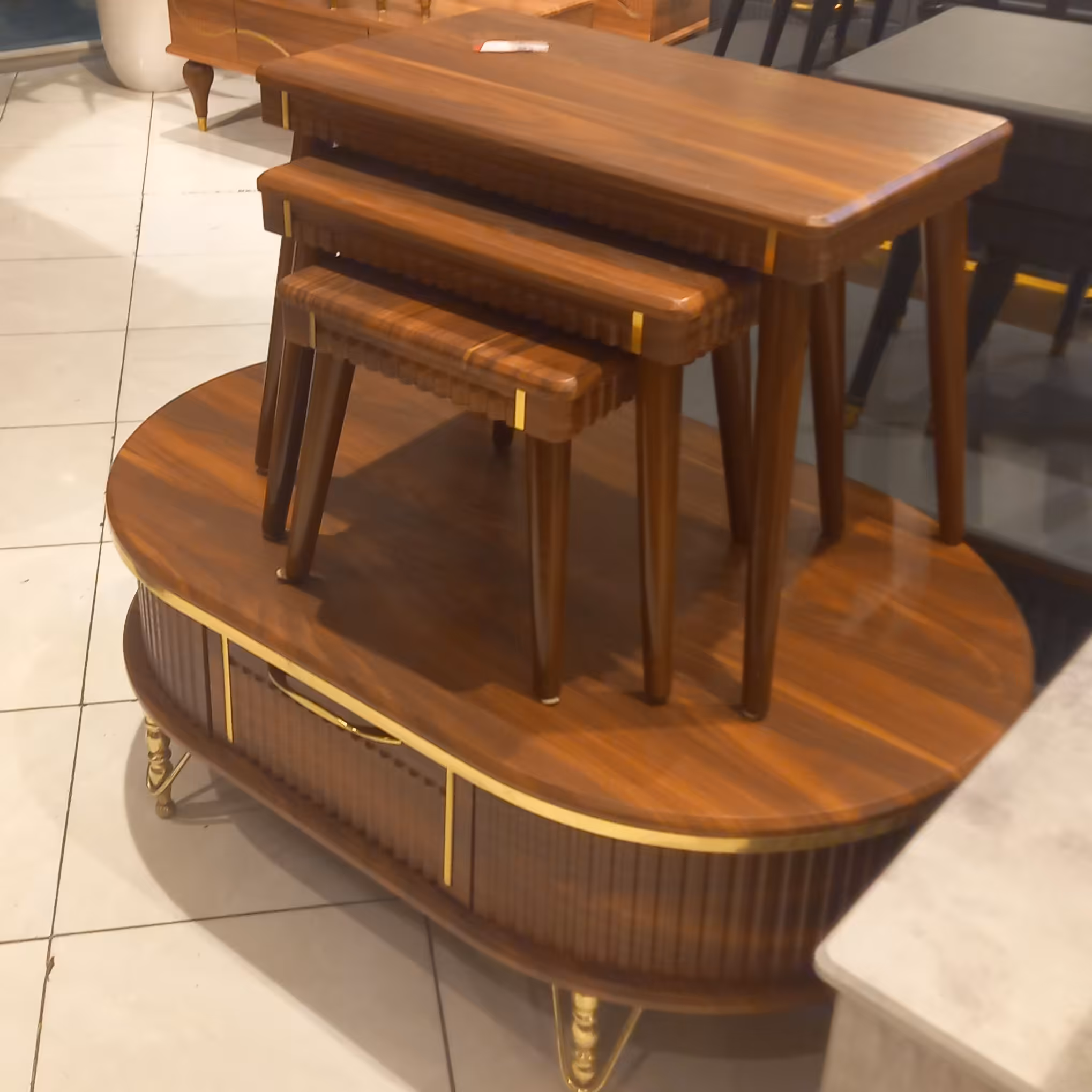 میزجلومبلی  k100