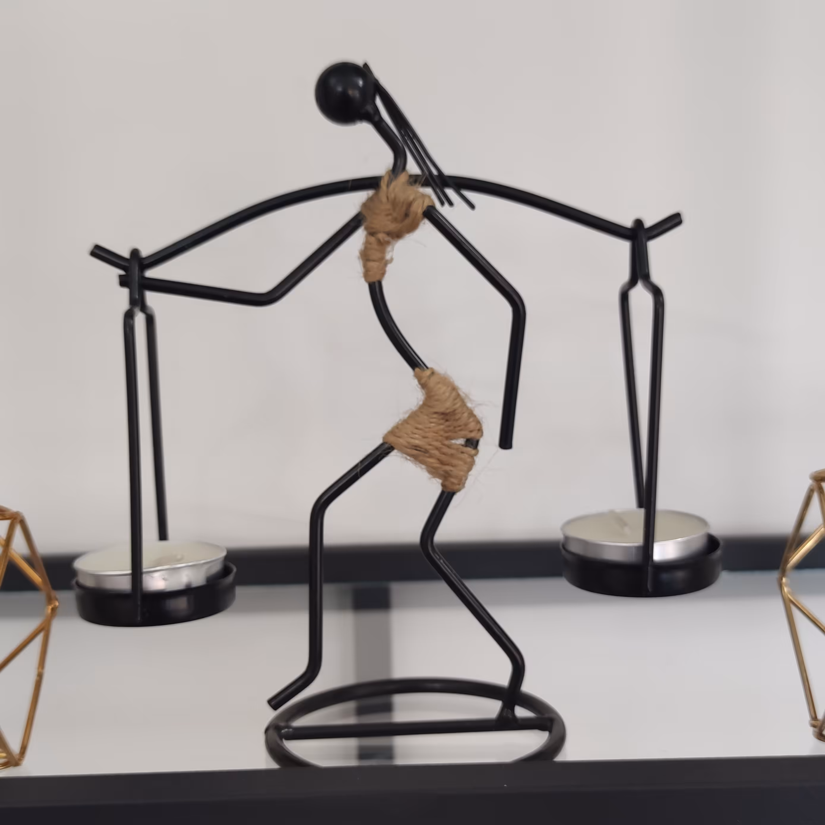 جا شمعی زن سرخ پوست.فوق العاده زیبا و دوست داشتنی.دکوری