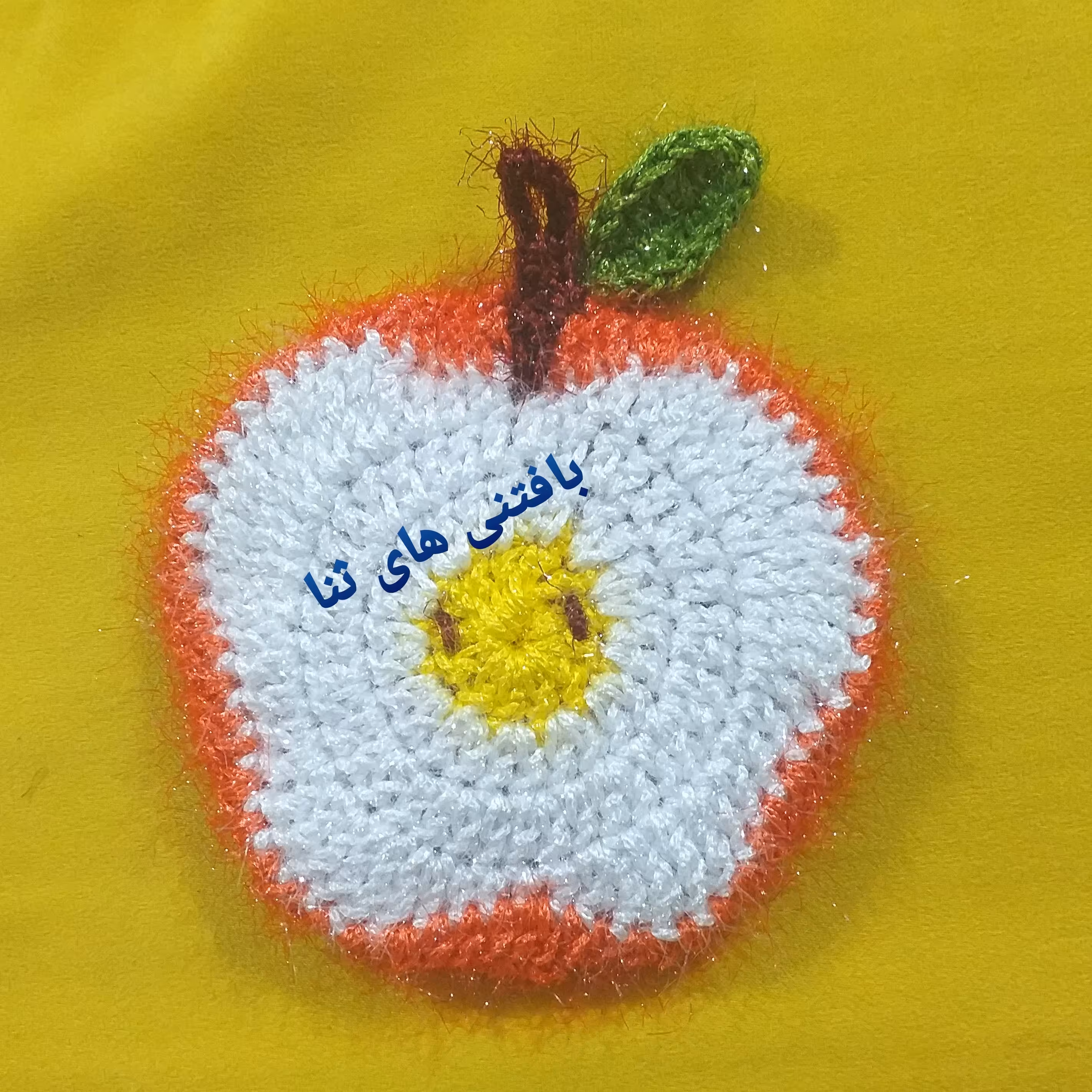 اسکاچ سیب دو رو سوزنی در رنگبندی دلخواه در غرفه بافتنی های ثنا 