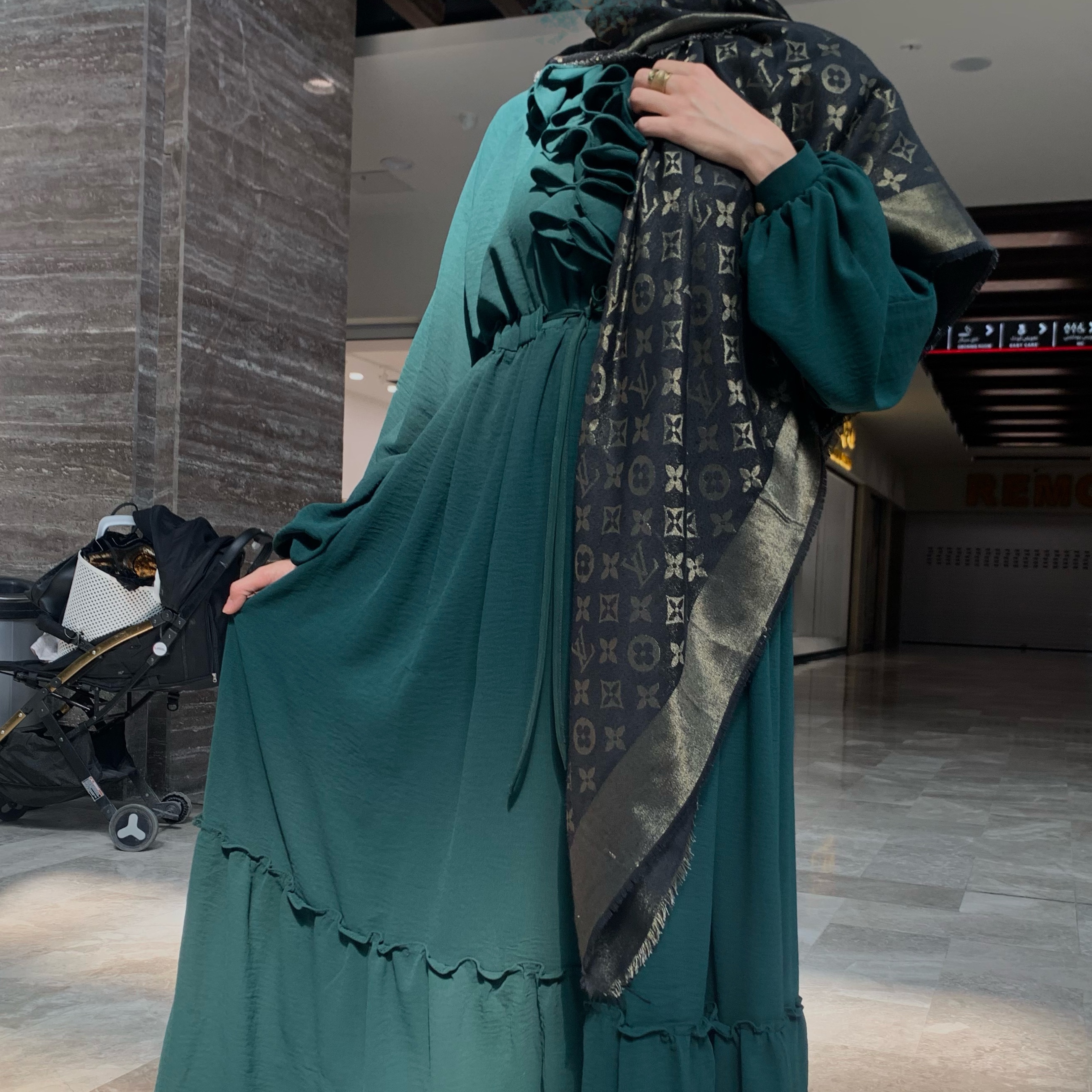 مانتو عبایی خاص و زیبا(ارسال رایگان)