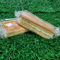 کیک تخته ای کرمدار  داری بسته بندی بهداشتی در بسته های 30تایی