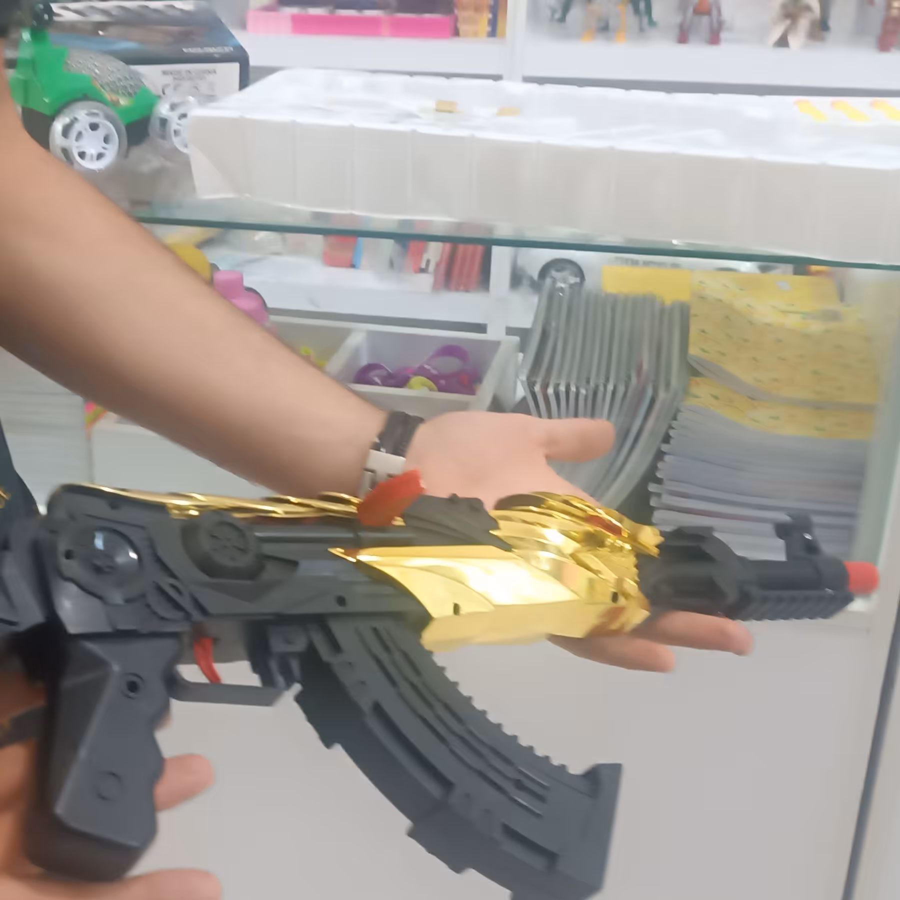 تفنگ اسباب بازی