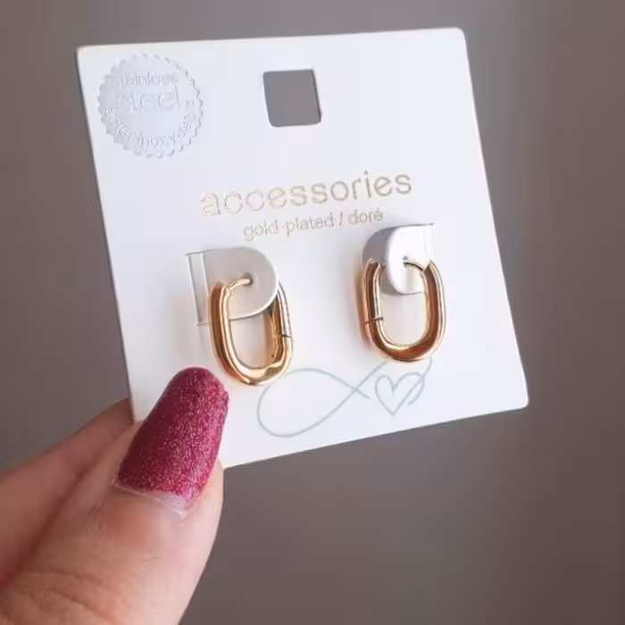 گوشواره سایز 1 گوشواره استیل رنگ ثابت گوشواره مخصوص استفاده روزمره ضد آب گوشواره وارداتی گوشواره رنگ ثابته 