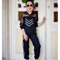 هودی شلوار کلاهدار دخترانه رنگ مشکی در سایز بندی 40 تا 60 دارای دو طرح