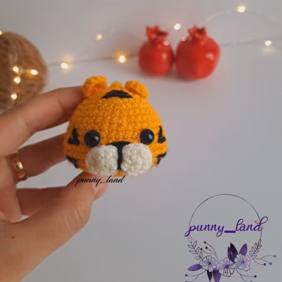 جاسوئیچی ببر بافتنی 