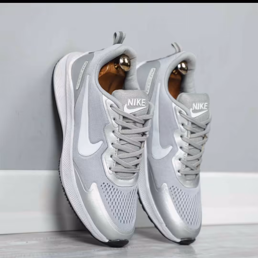 کفش کتونی نایک ایر زوم طوسی نقره ای MD باتیس بوتیک