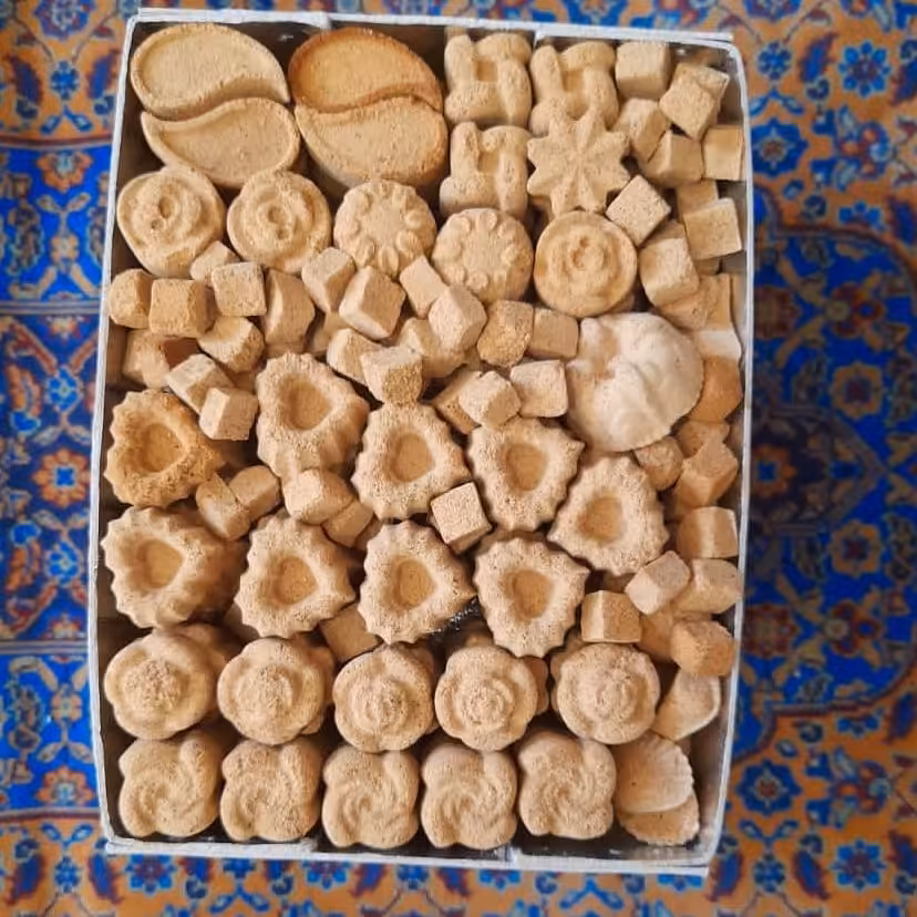 شیرینی حبه عناب با مغز بادام زمینی خوشمزه مقوی  تنقلات ارگانیک