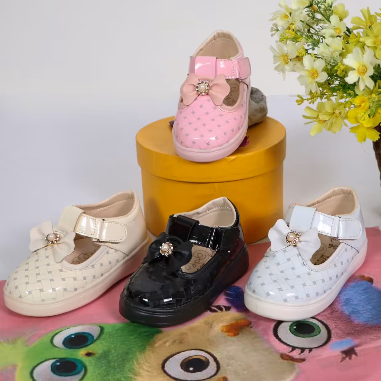 کفش مجلسی راحتی دخترانه بچگانه  ورنی بابت پاپیونی 