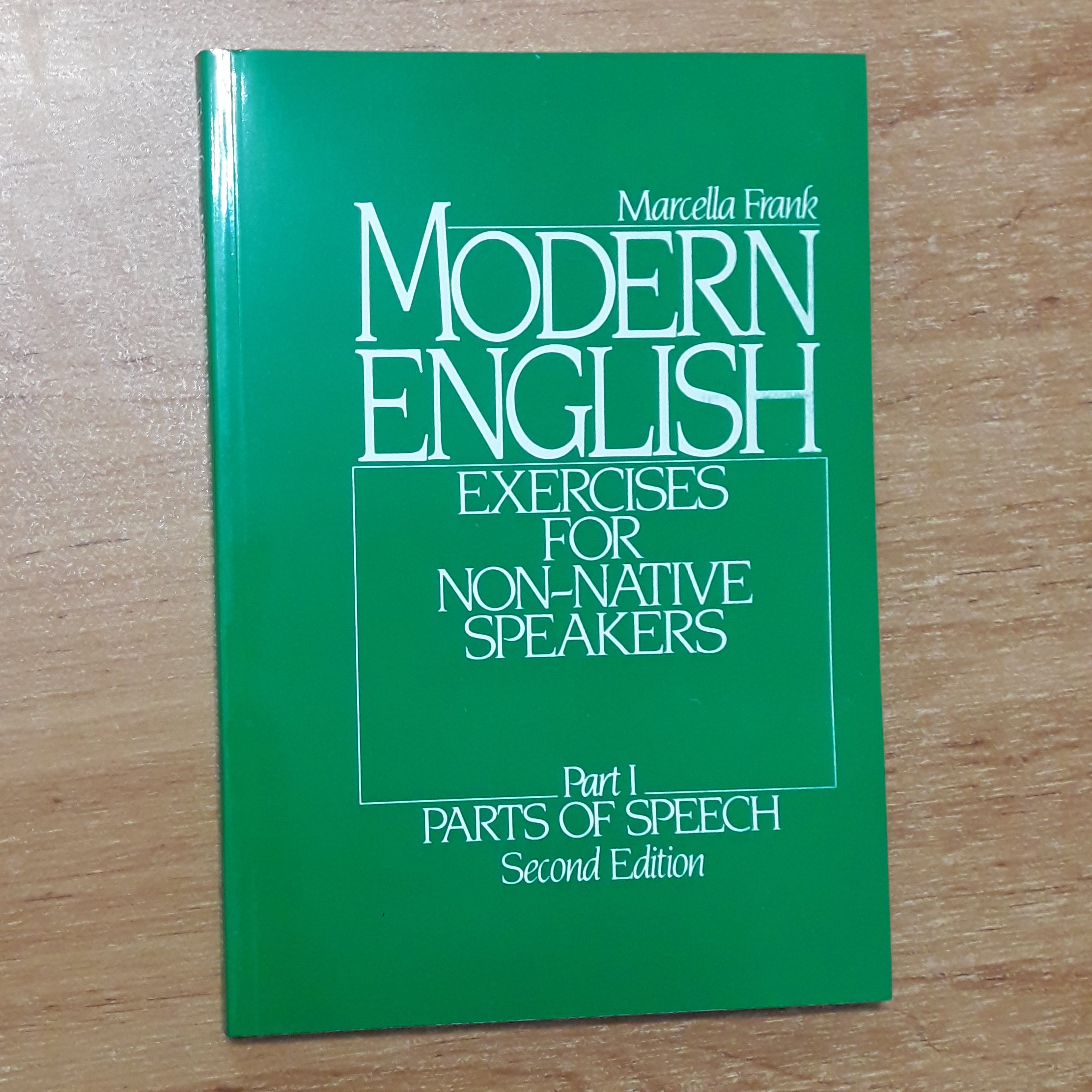 کتاب گرامر زبان انگلیسی مادرن انگلیش Modern English part 1
