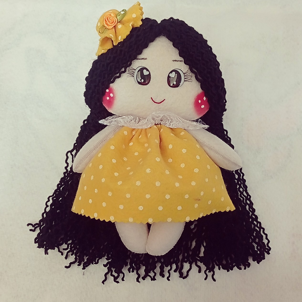 عروسک دختر نمدی،تزینی و دکور.سایز20سانت