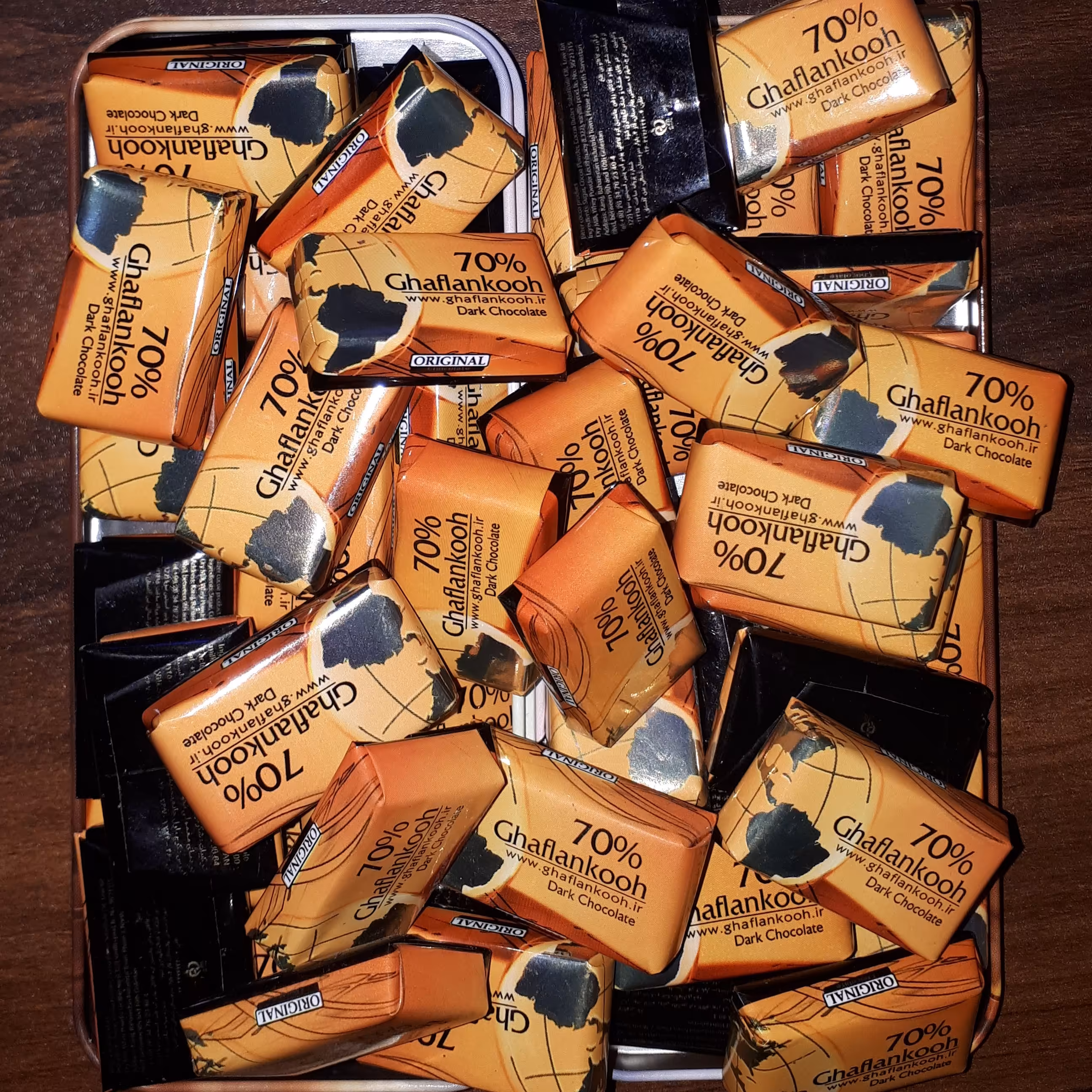 شکلات کاکائویی تلخ 70 درصد ناپولیتن قافلانکوه (100 گرمی، 16 عددی)