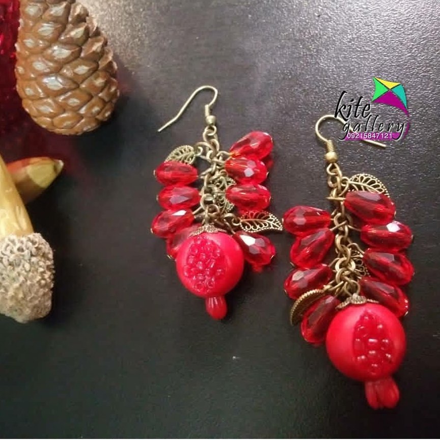 گوشواره انار نگیندار یلدایی با کریستال های اشکی