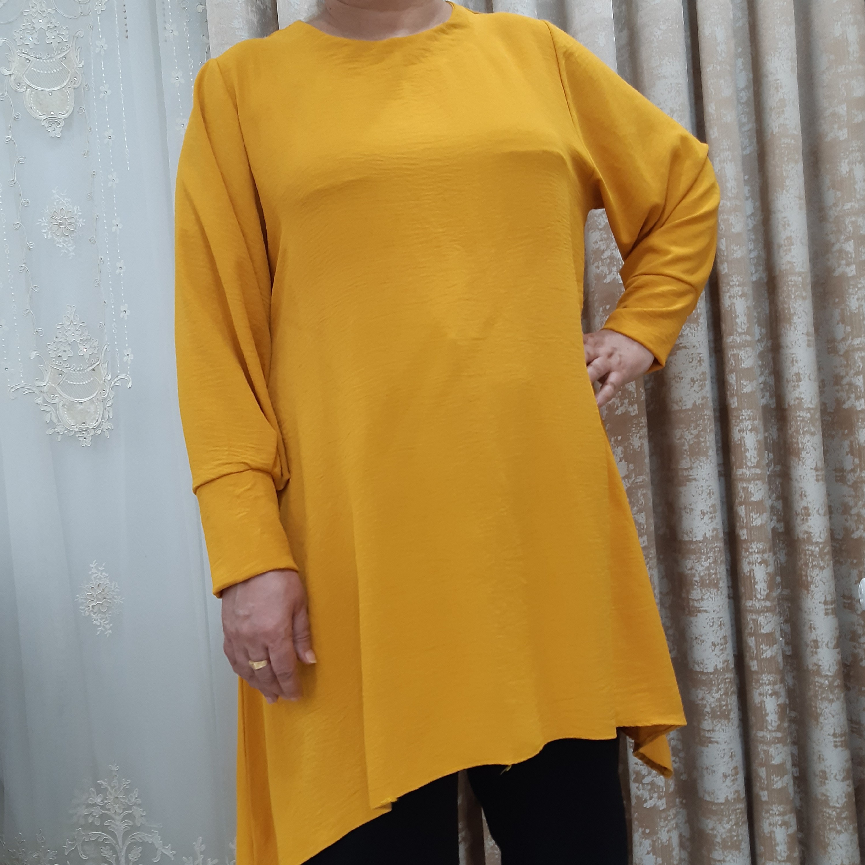 مانتو خفاشی زنانه ابر و بادی