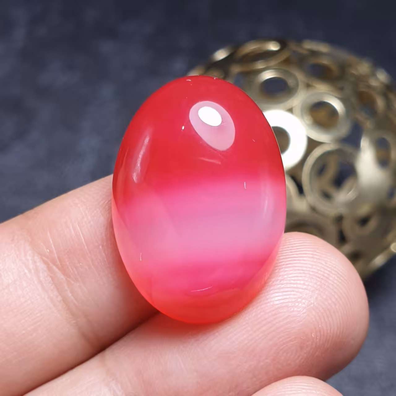  نگین زیبای سنگ عقیق صورتی خوش رنگ اصل معدنی
کد 28799
