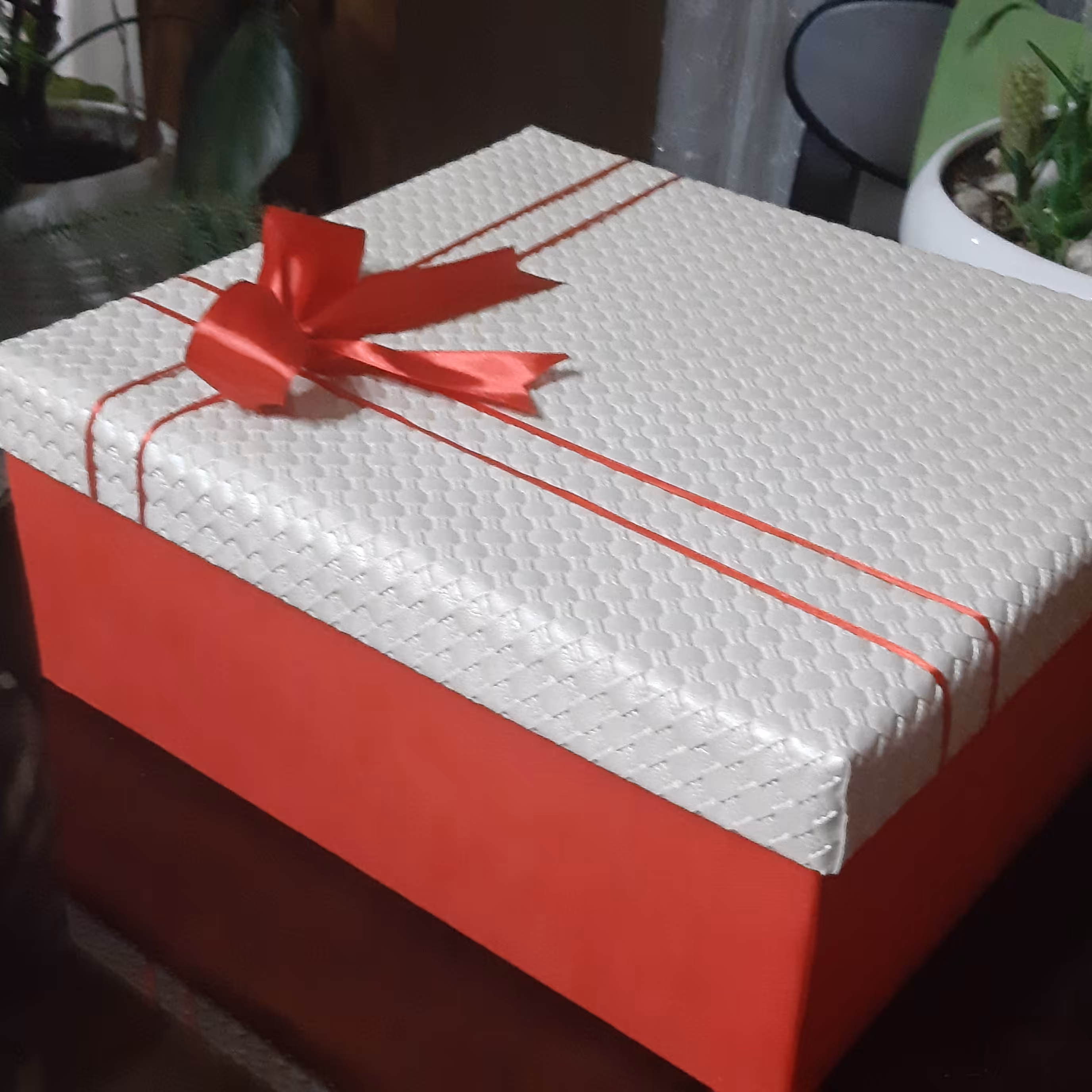 جعبه کادو مناسب بوت و هدایای عروس