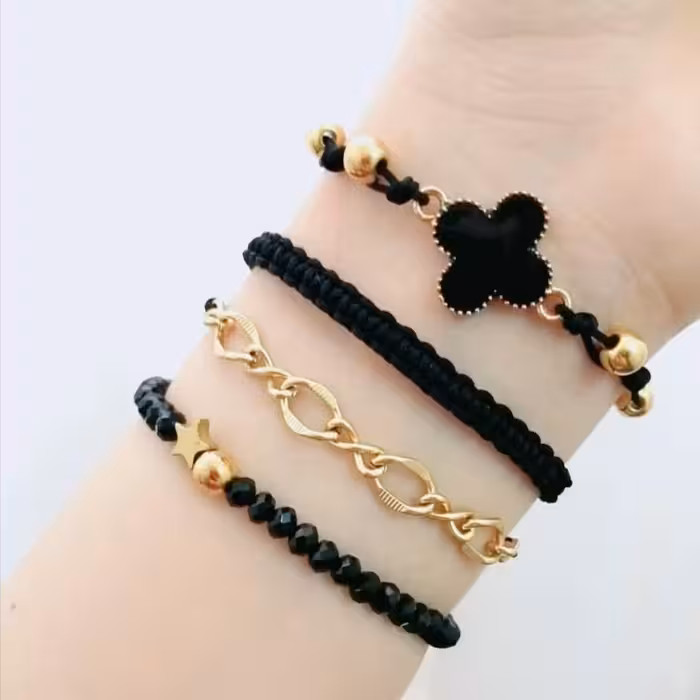  دستبند مشکی طلایی ونکلیف وکارتیر نگاراا(پک 4تایی) 