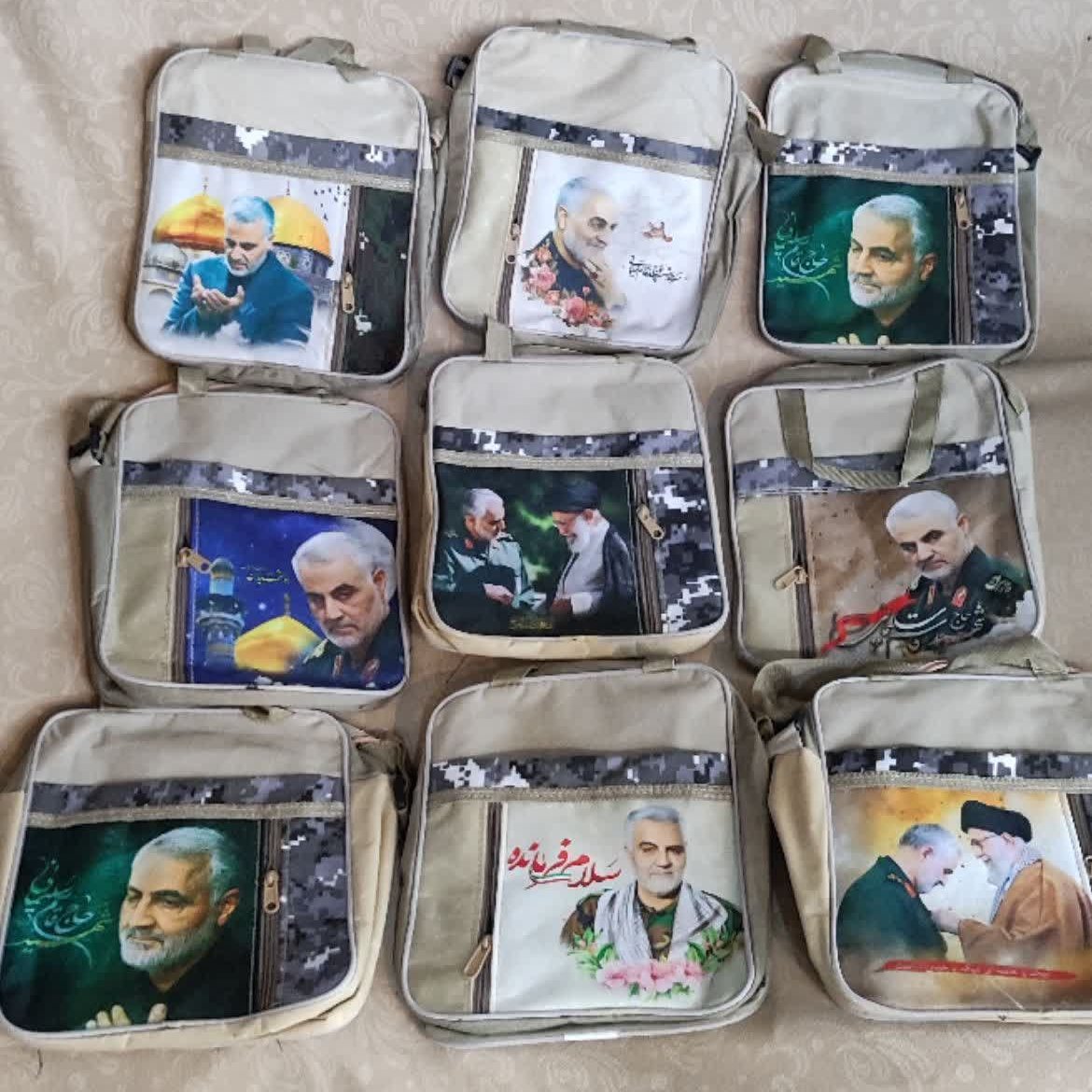 کیف دوشی خاکی عکسدار