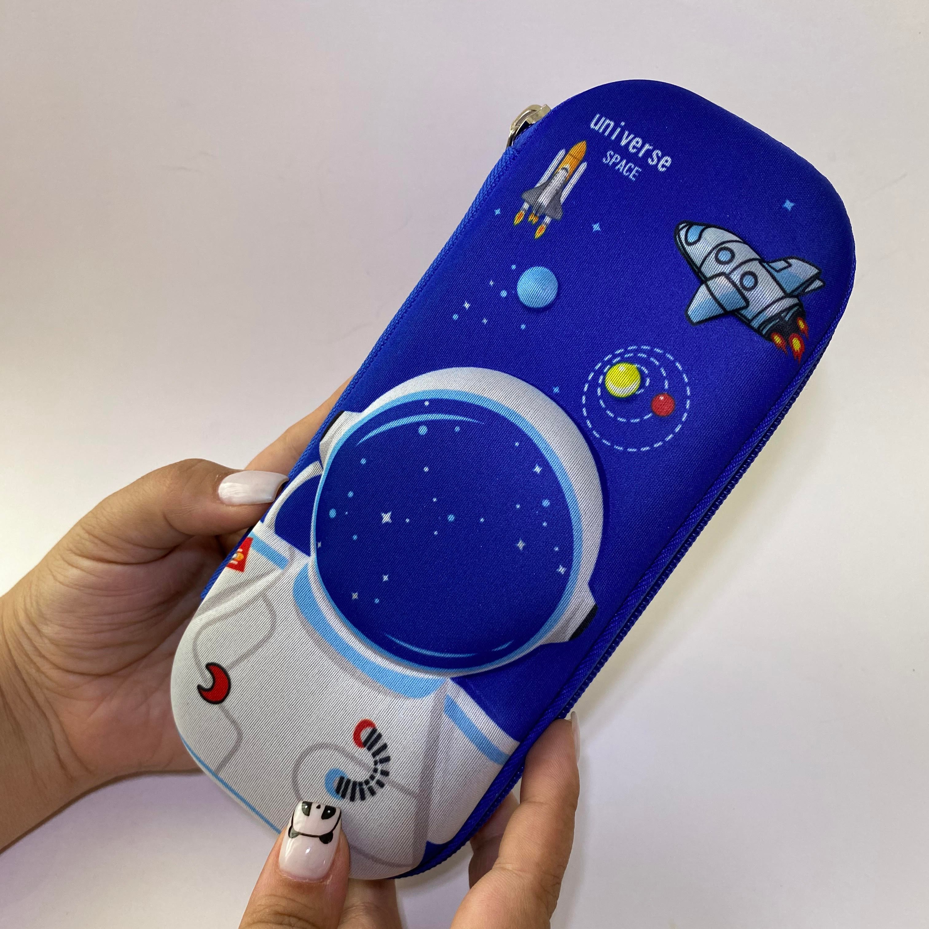 جامدادی کتابی طرح فضانورد