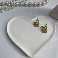 گوشواره زنانه طرح لوئی ویتون
