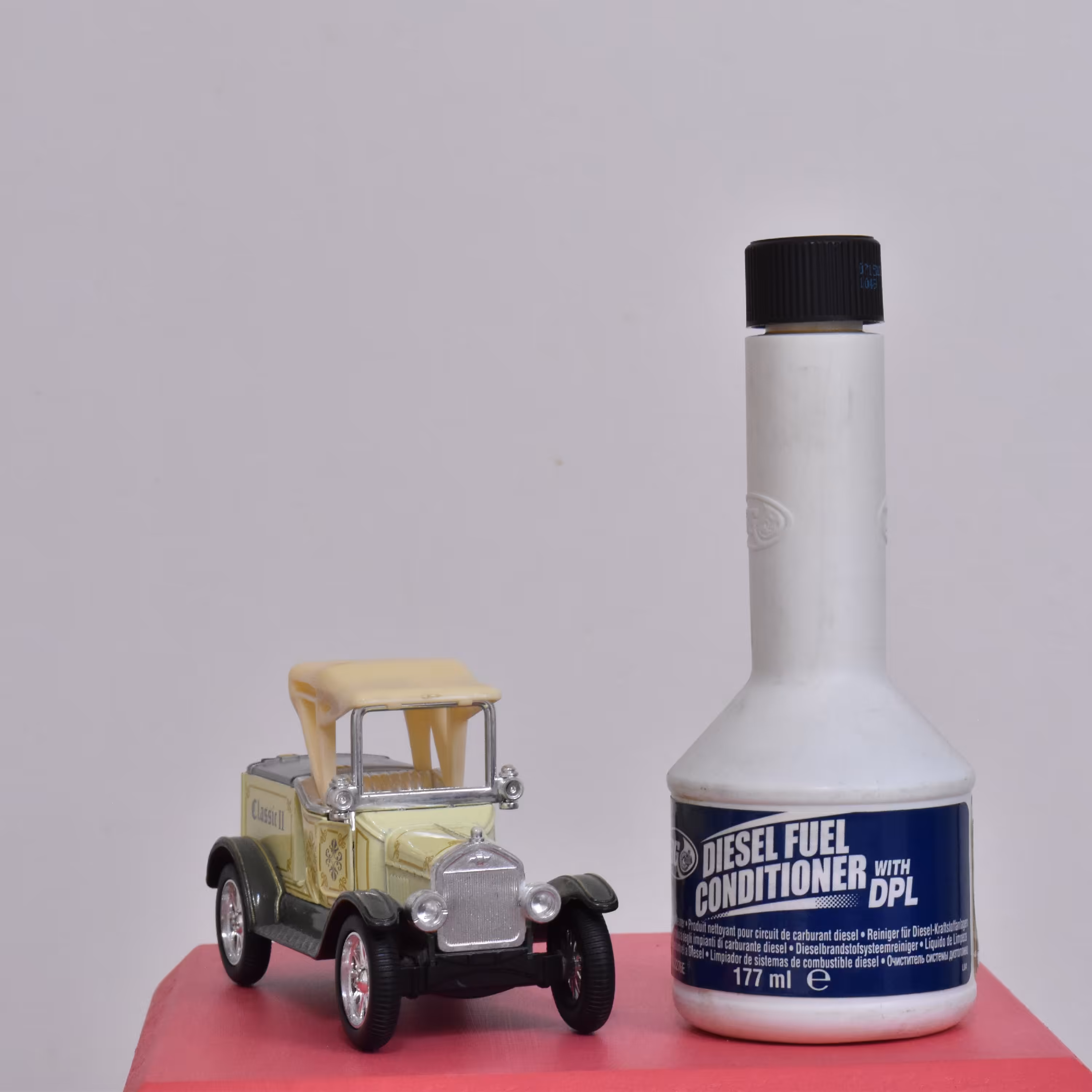 مکمل بهبود دهنده کیفیت گازوئیل،ساخت امریکا،پاک کننده مدار سوخت خودروهای دیزلی کامیون،کامیونت،ون و دیزل برق