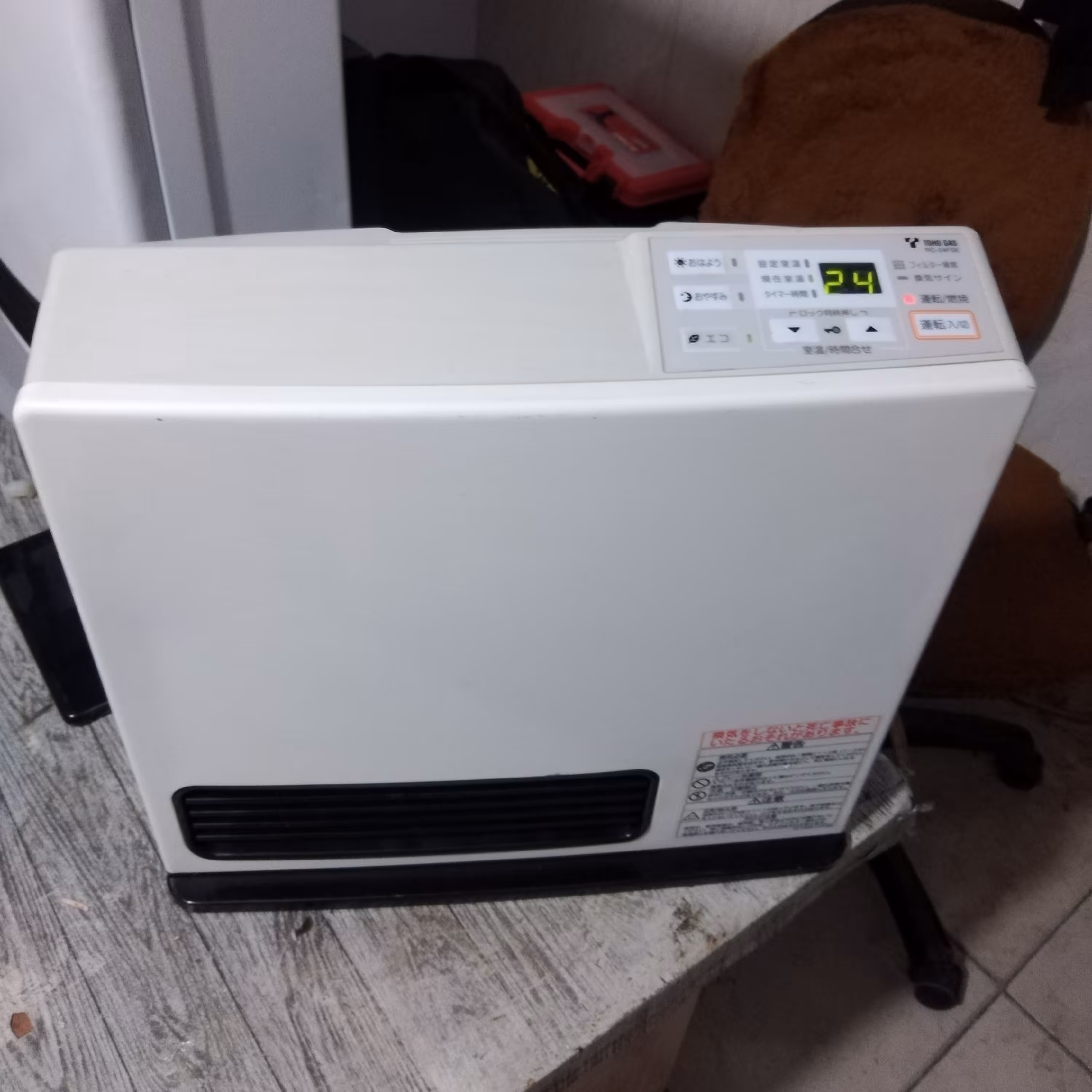 بخاری گازی برقی ژاپنی جهت استفاده کمپر کامیون منازل 