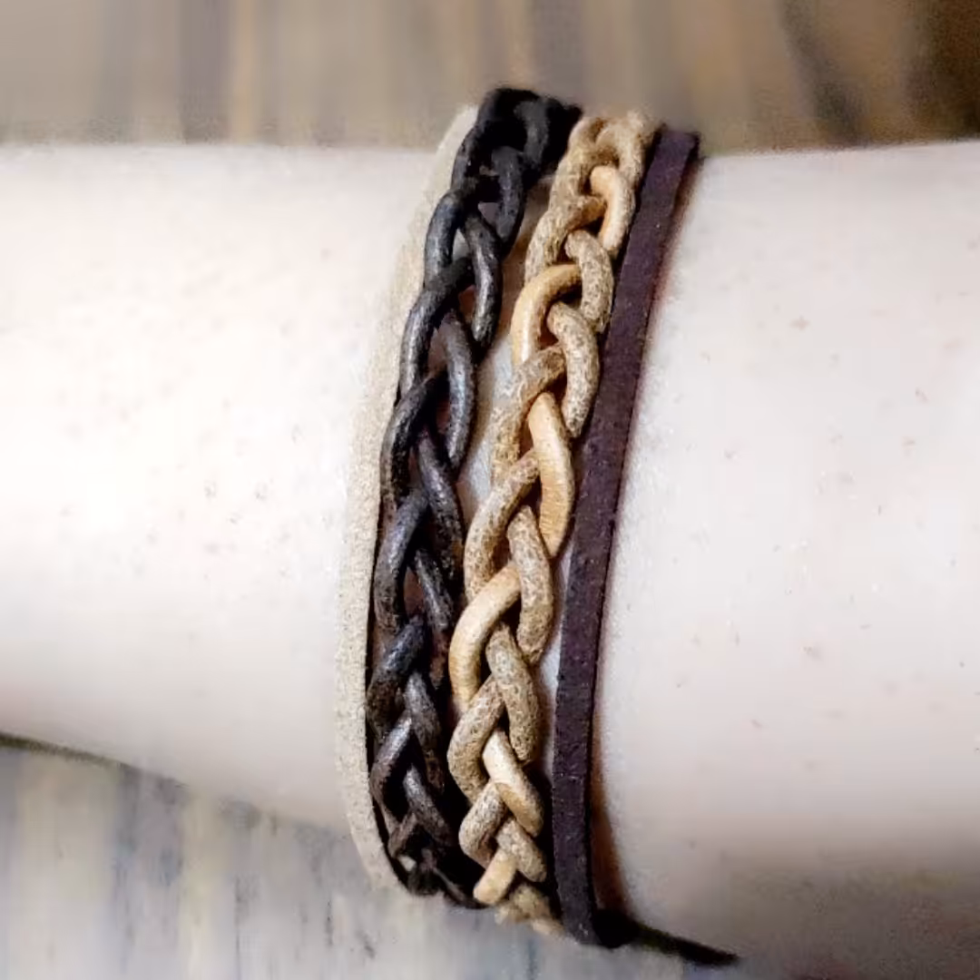 دستبند چرم طبیعی زنانه و مردانه