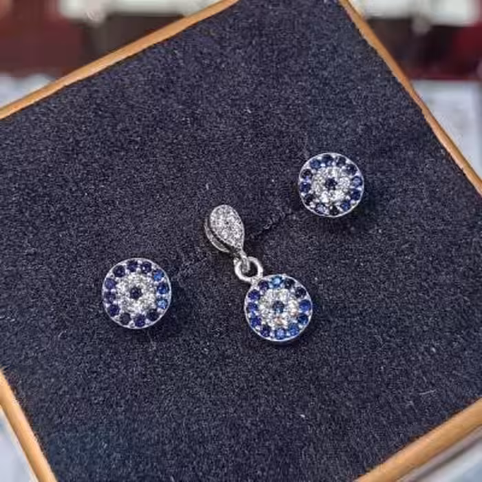 نیمست نقره طرح چشم و نظر گوشواره میخی سبک کد 9822