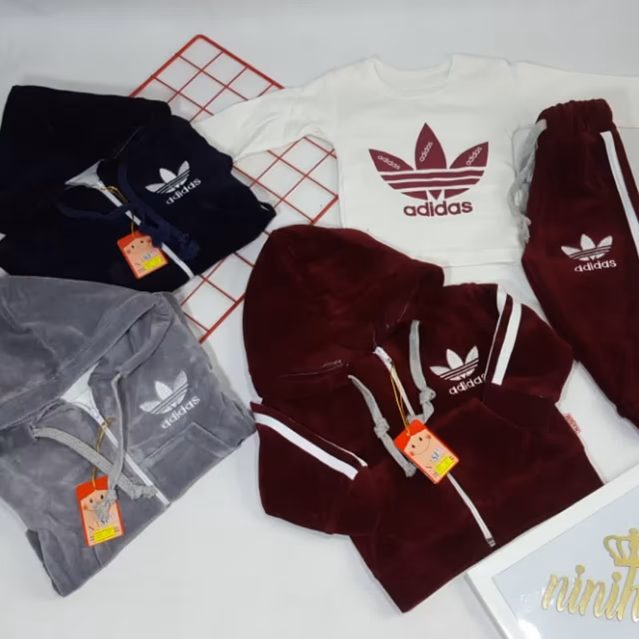 3 تیکه مخمل نسیم چوبکار