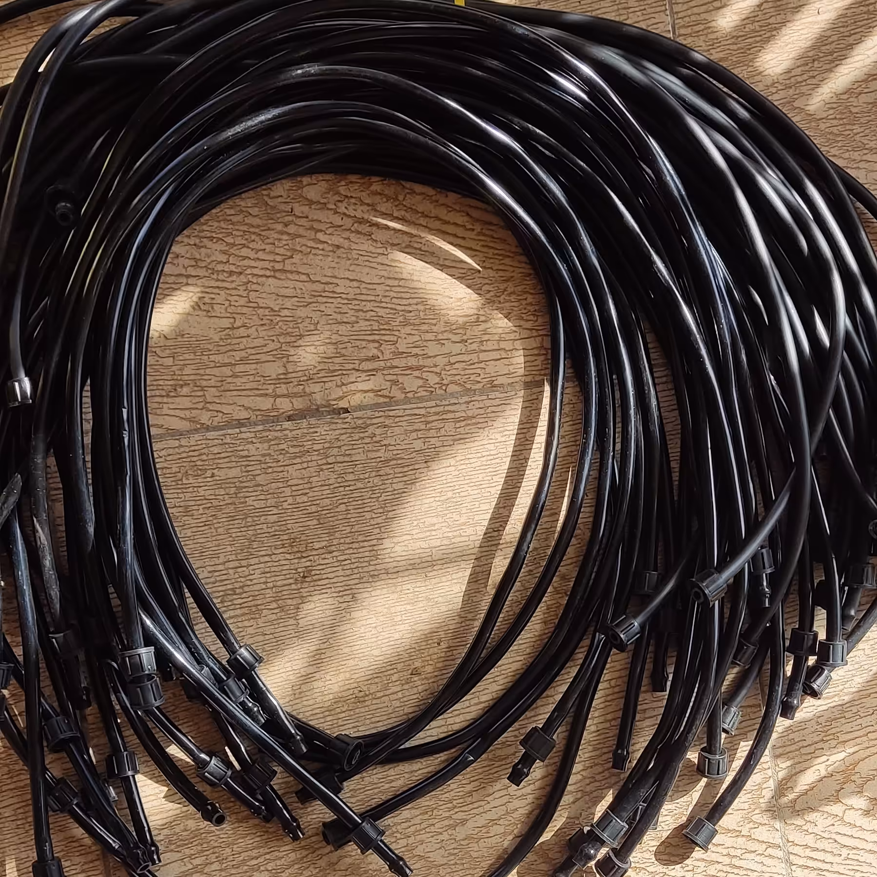 شیلنگ سمپاش های شارژی 20 لیتری 