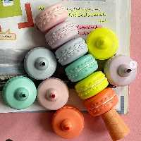 هایلایت شش رنگ زیبای ماکارون جذاب و خاص یه هدیه ی مناسب دارای جعبع مقوایی